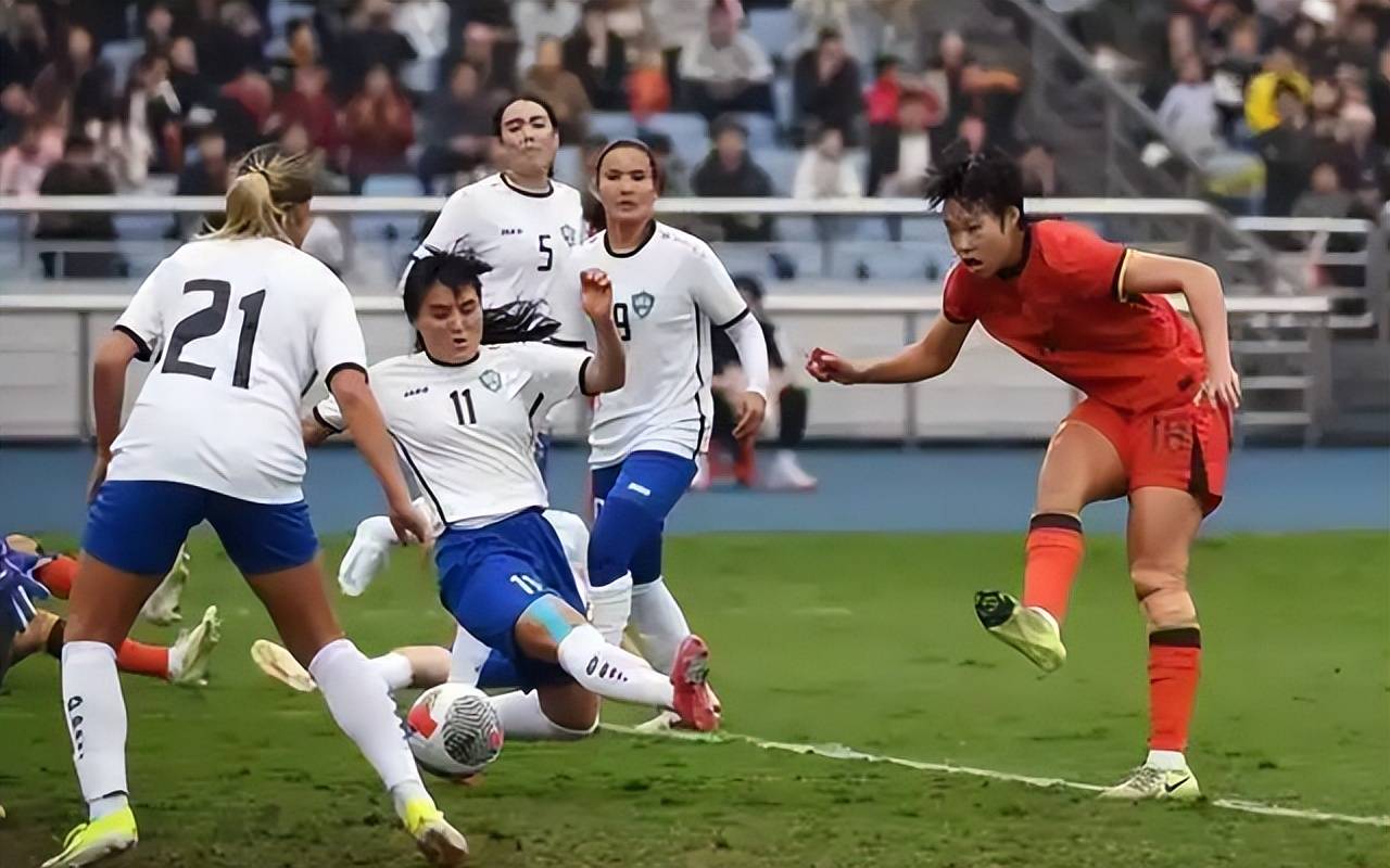 包含泰国女足惊艳表现：逼平对手晋级的词条