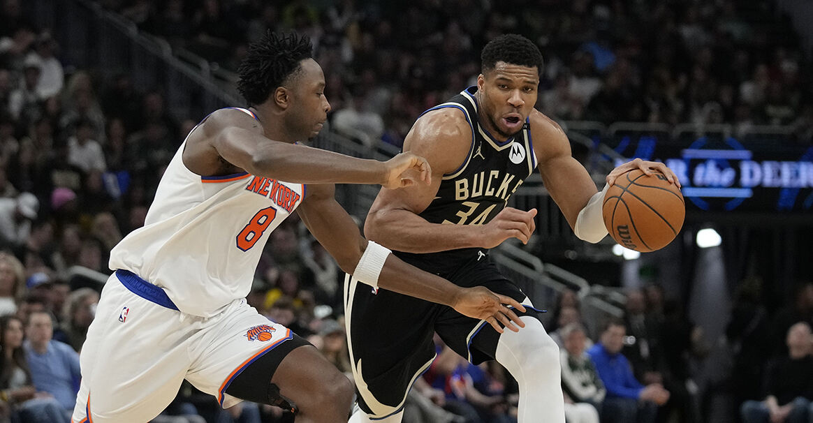 雄鹿击败尼克斯，客场豪取胜利