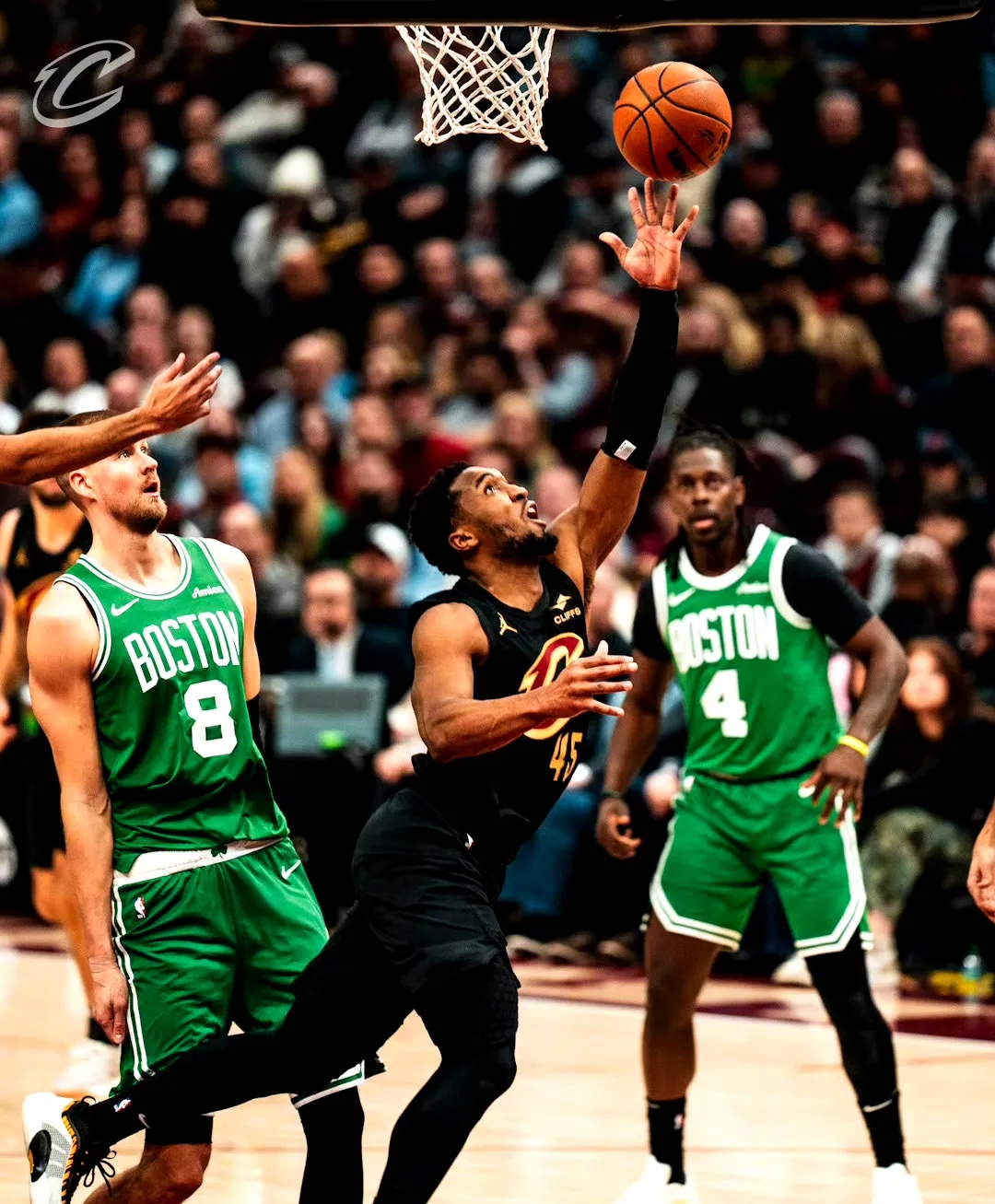 凯尔特人在主场击败公牛，取得三连胜的简单介绍