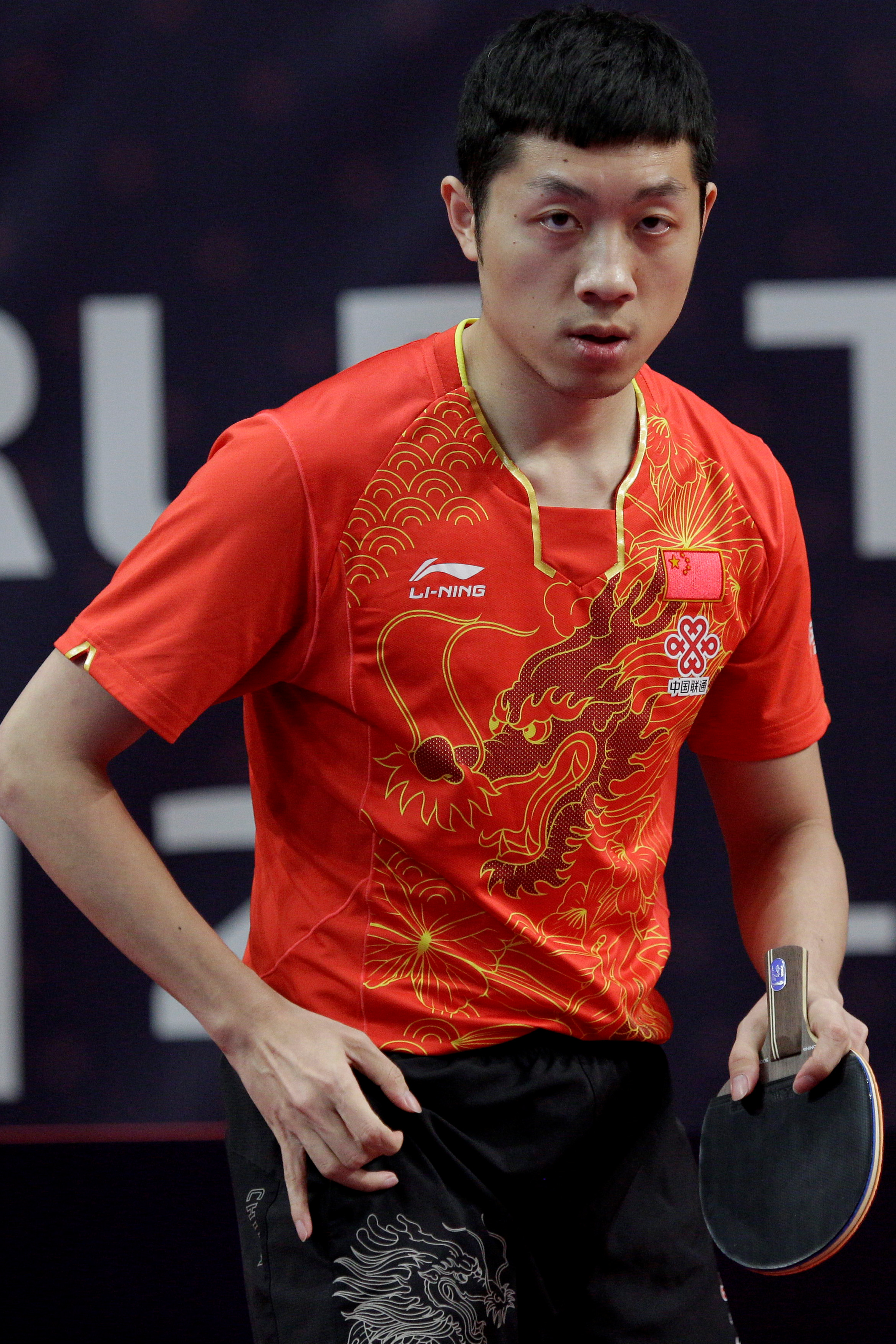 英国乒乓球队力克日本乒乓球队，许昕惊艳世界