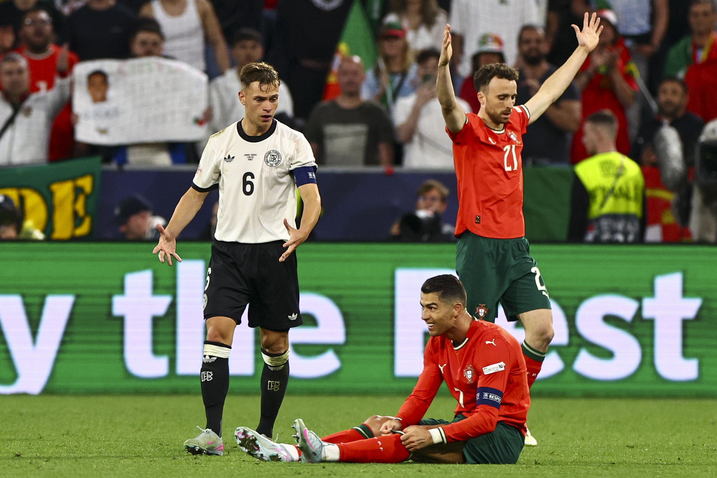 开云体育在线-包含奥地利队鏖战葡萄牙队，奥恰洛夫刷新纪录的词条