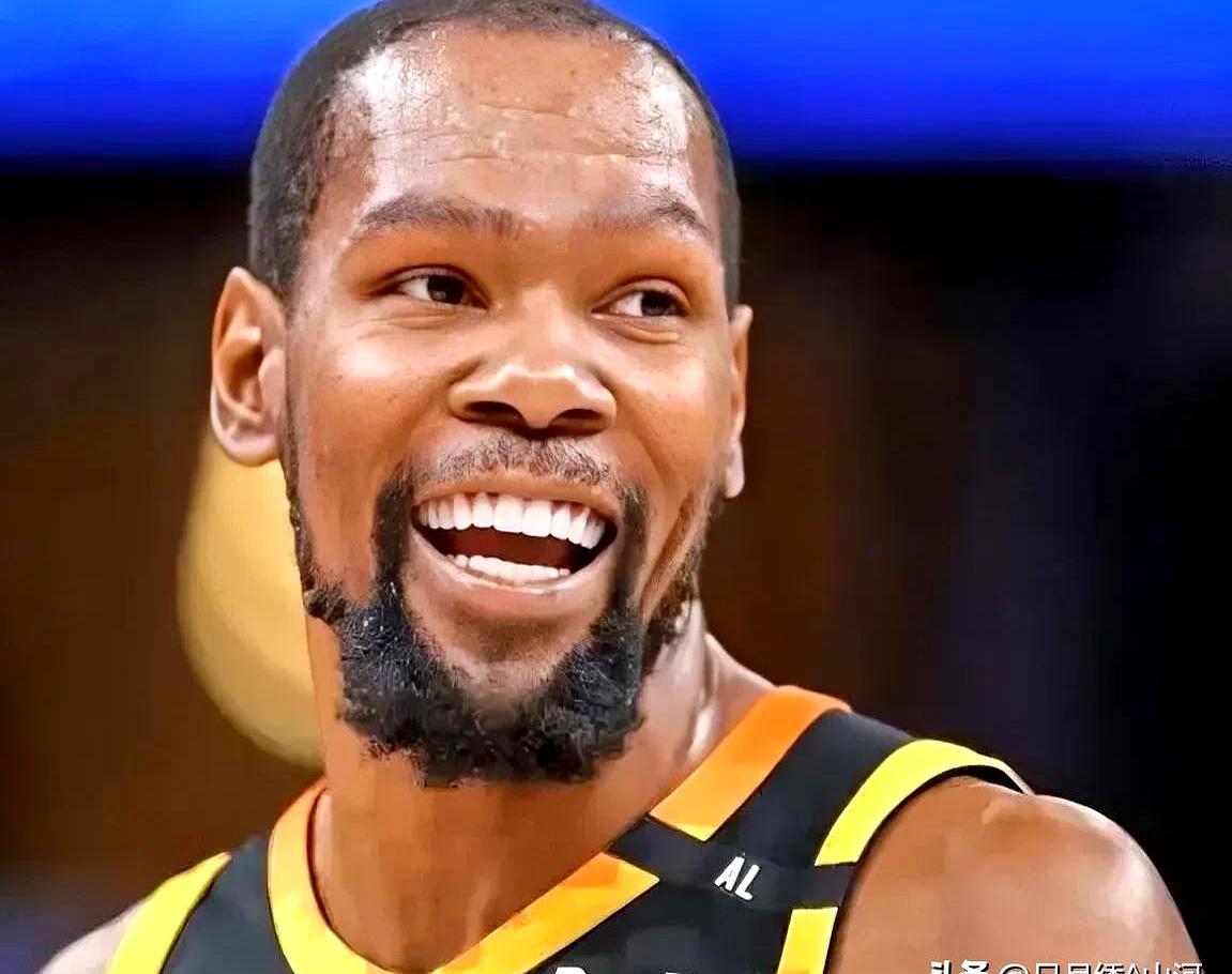 开云体育-雷霆逆转火箭，杜兰特惊艳四座