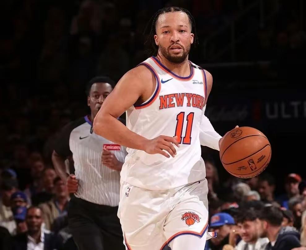 开云体育-雄鹿逆转太阳，布伦森状态火热