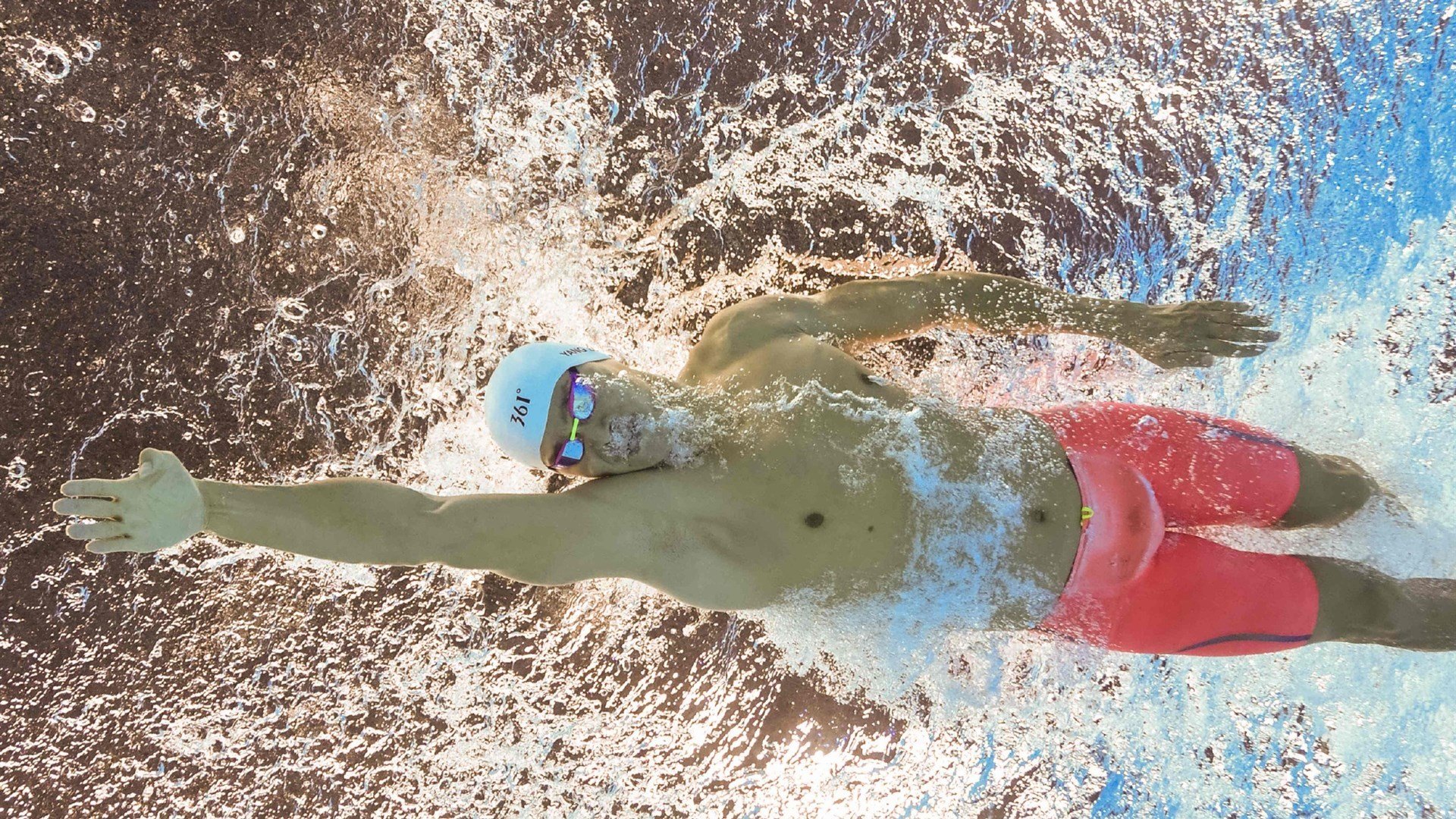 开云体育在线-马丁内利，天才崛起震欧陆，苏格兰铁蹄踏平星月之国