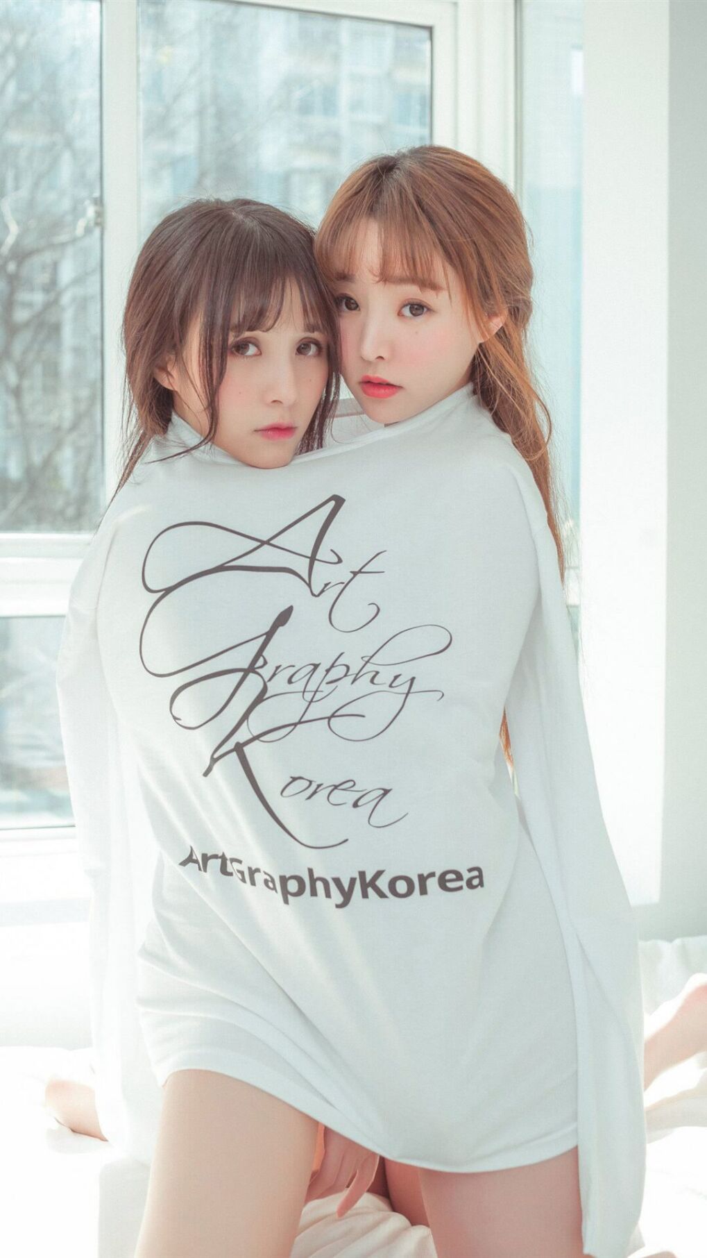 开云体育官方网站-包含观众为运动员的出色表现欢呼不断，场面热闹非凡的词条